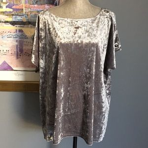 Cable & Guage Cold Shoulder Crushed Velvet Top